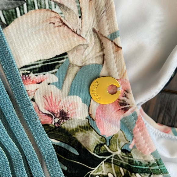 COPY - Super flattering & supportive one piece azura swimsuit - Picture 3 of 4